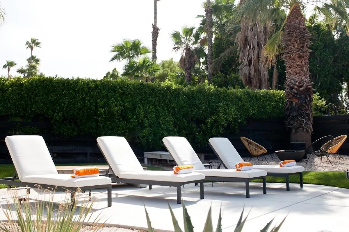 Villa Casa Escuela By Acme House Company Palm Springs Stati Uniti