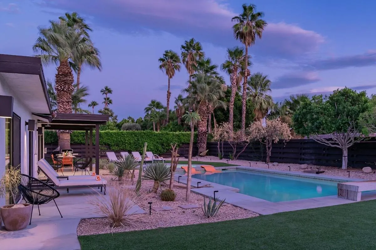 Villa Casa Escuela By Acme House Company Palm Springs